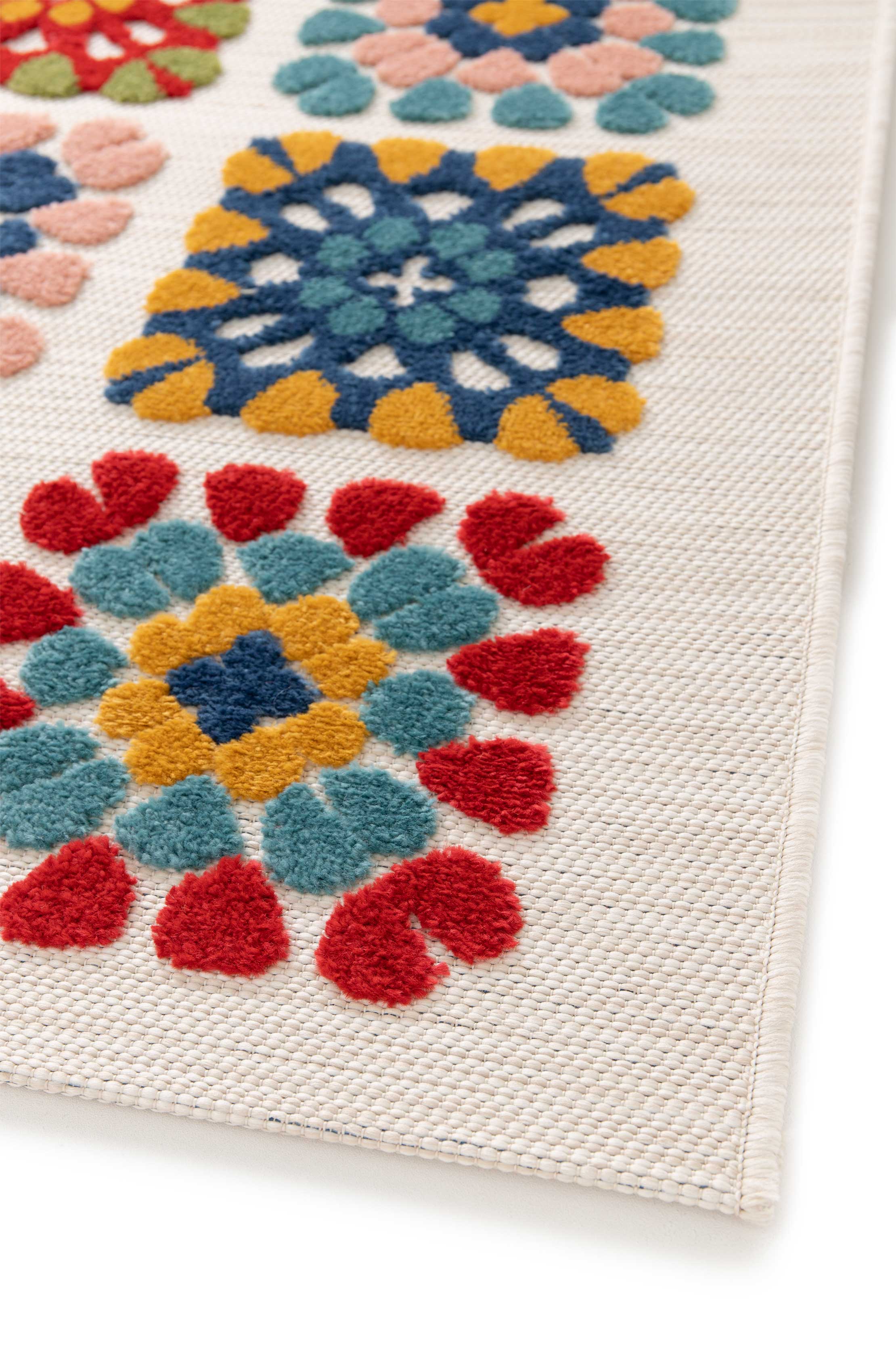 Atticgo Alfombra efecto crochet con relieve de exterior-interior Mila 23528 Multicolor detalle esquina