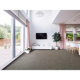 Alfombra a medida de exterior África 4506 Gris en el salón | Atticgo