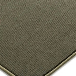 Alfombra a medida Ámbar Liso Verde Atticgo Esquina