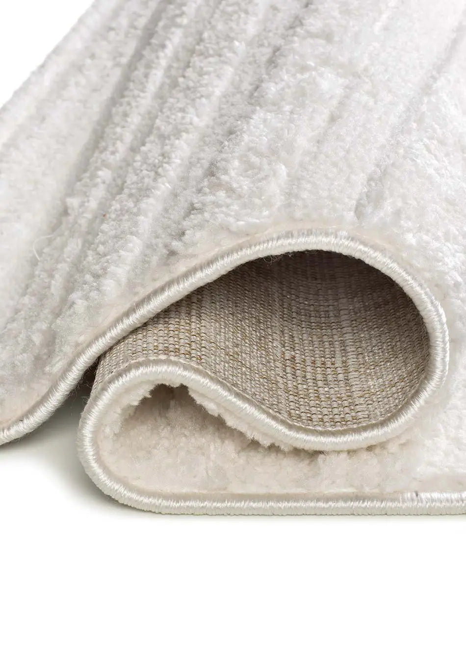 Textura alfombra geométrica estilo escandinavo con relieve Juno 54406 Blanco Atticgo