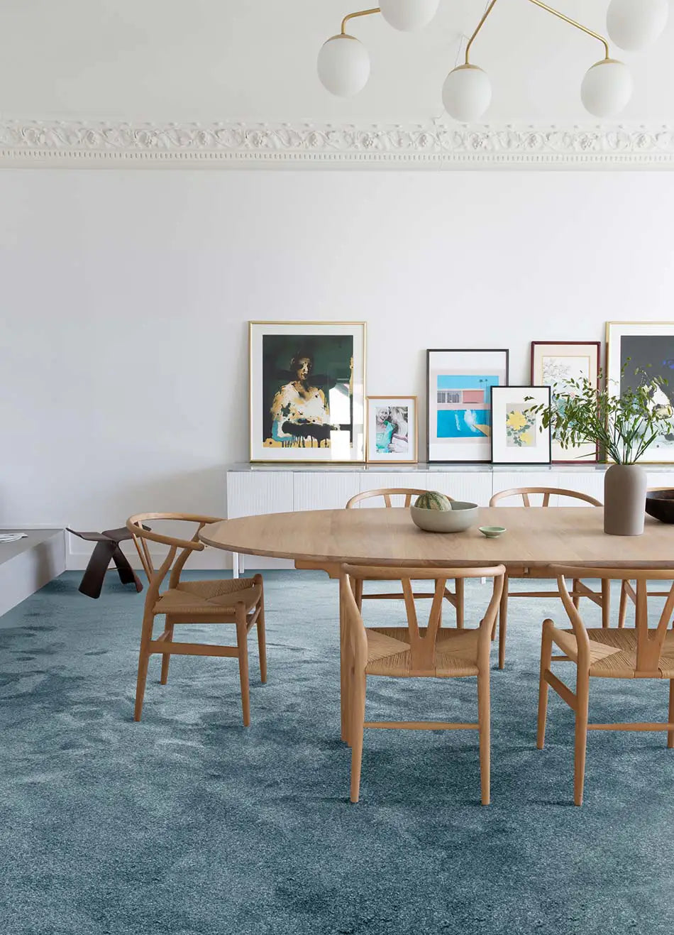 Alfombra a medida Kiama Liso Azul Ambiente | Atticgo