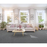 Alfombra a medida Lily Liso Antracita en el salón | Atticgo