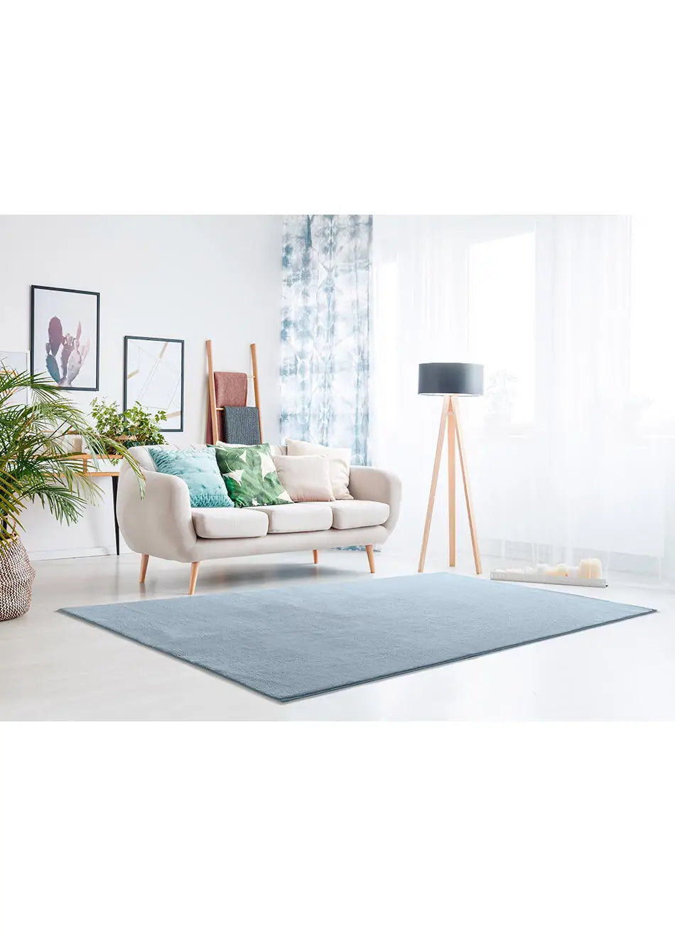 Alfombra Loft Liso Azul en el salón | Atticgo