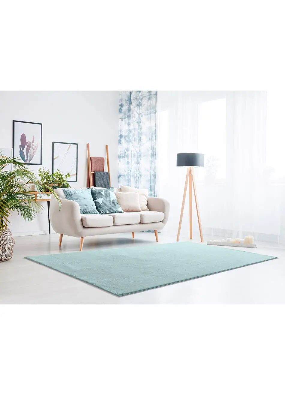 Alfombra a medida Loft Liso Azul en el salón | Atticgo