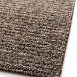 Alfombra lavable tejido en bucle Lumen Marrón esquina | Atticgo