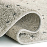 Alfombra shaggy doblada crema con puntos negros Lush Dottie Atticgo