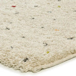 Alfombra shaggy esquina crema con puntos multicolor Lush Dottie Atticgo