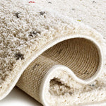 Alfombra shaggy doblada crema con puntos multicolor Lush Dottie Atticgo