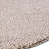 Detalle alfombra lavable con borde ondulado maquillaje Mellow Atticgo