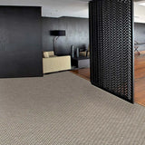 Alfombra a medida de exterior Natura 4508 Gris claro ambiente | Atticgo