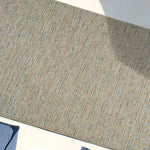 Alfombra a medida de exterior Rainbow 8201 Azul ambiente | Atticgo