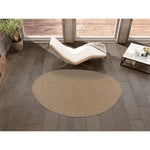 Alfombra a medida Ruta Liso Beige en el salón | Atticgo