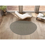 Alfombra a medida Ruta Liso Gris en el salón | Atticgo