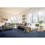 Alfombra a medida Shiva Liso Azul en el salón | Atticgo