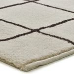 Alfombra geométrica blanco y negro esquina Touza 12880 Atticgo